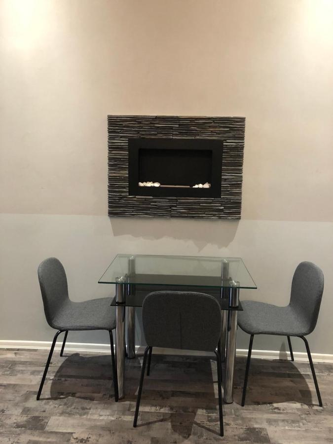 Cozy Homestay At Prague Main Station 외부 사진