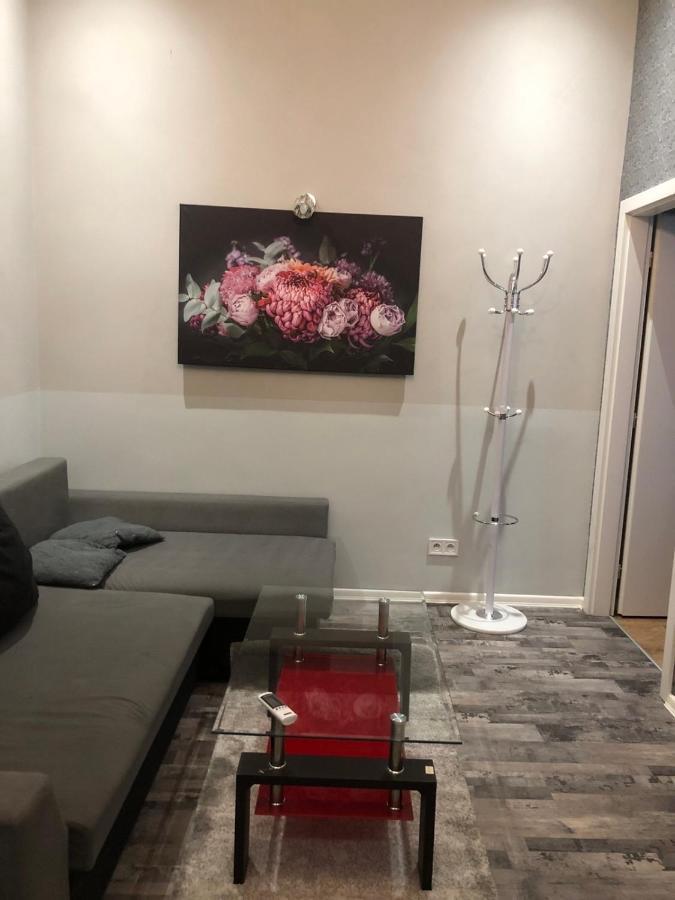 Cozy Homestay At Prague Main Station 외부 사진
