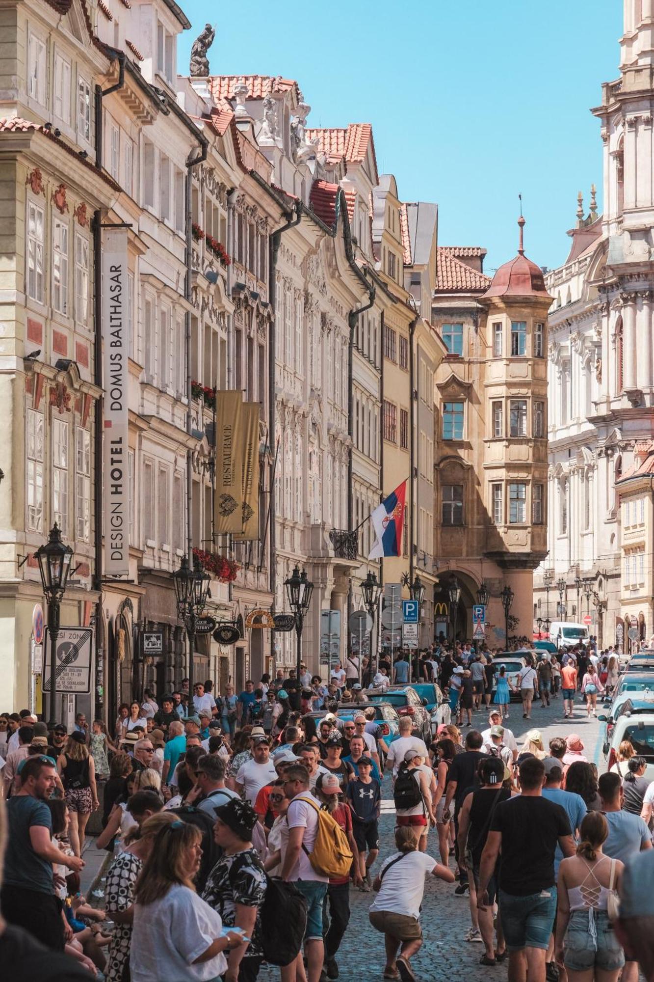 Cozy Homestay At Prague Main Station 외부 사진